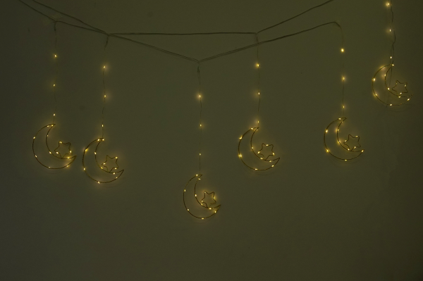 moon_5fb96b73-b6c9-4643-a06e-56a33273ec13